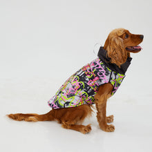 Görseli Galeri görüntüleyiciye yükleyin, Köpek Montu - Puffer Series - Graffiti